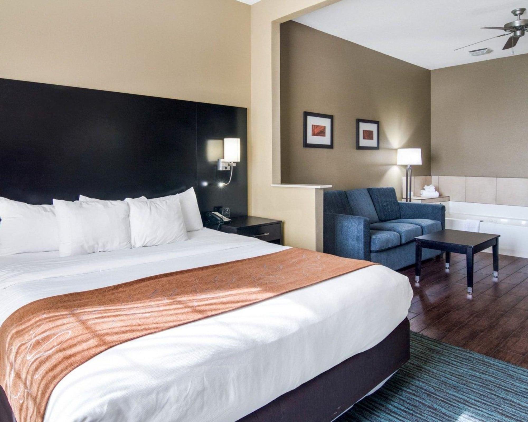 Comfort Suites Odessa Εξωτερικό φωτογραφία