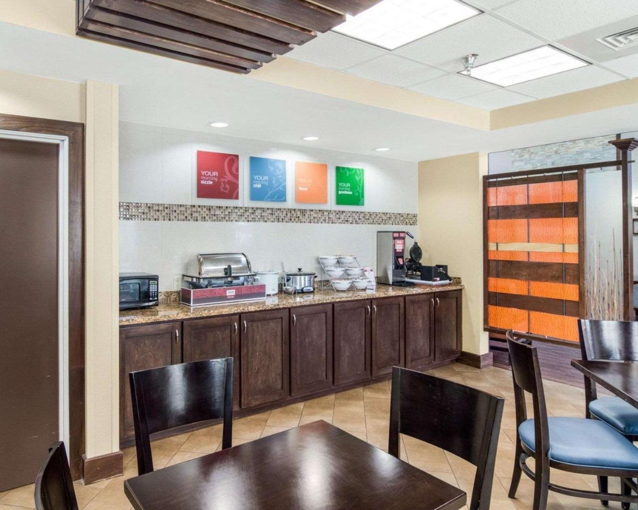 Comfort Suites Odessa Εξωτερικό φωτογραφία