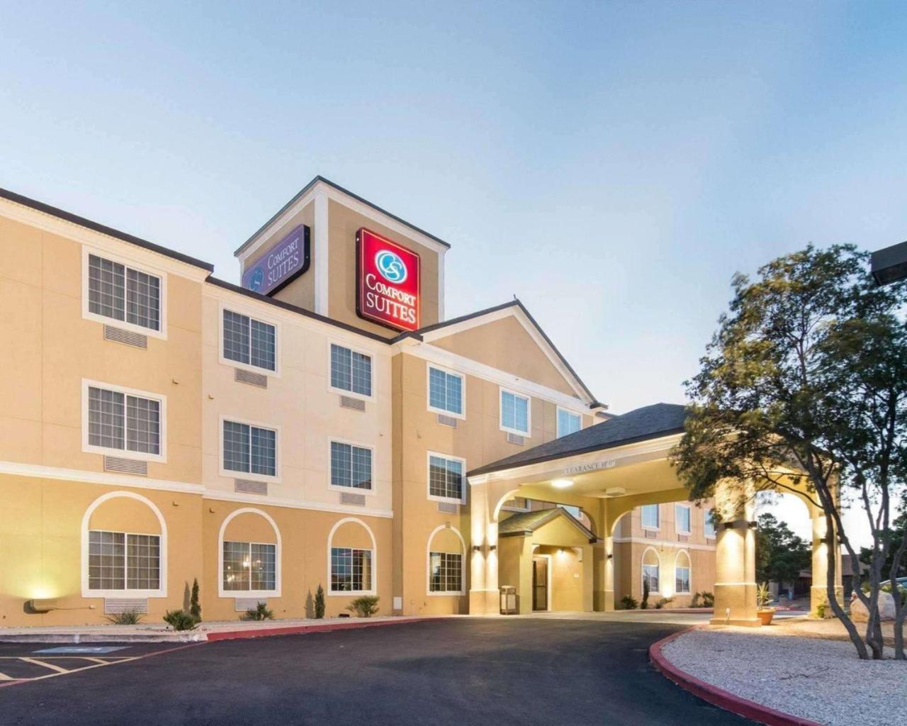 Comfort Suites Odessa Εξωτερικό φωτογραφία