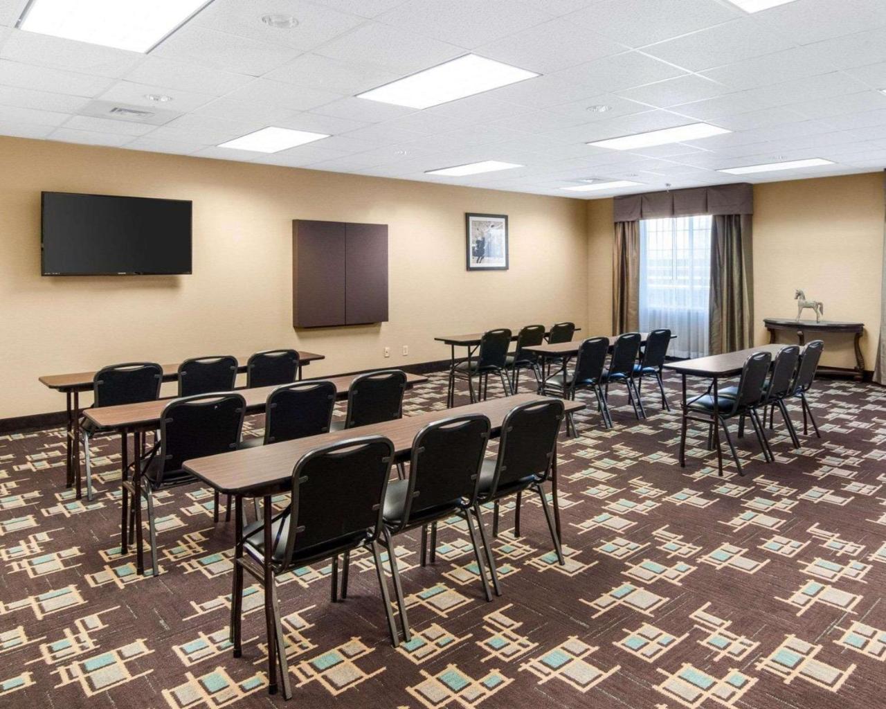 Comfort Suites Odessa Εξωτερικό φωτογραφία